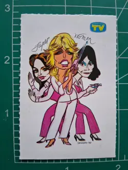 1980 PANINI TV SHOW SORRISI STICKER CARD CHARLIES ANGELS - Image 1