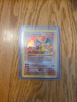 Pokemon TCG Charizard Base Set Holo Shadowless Rare Card 4/102 - Image 1