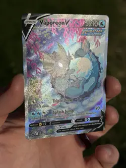 Pokemon TCG Vaporeon V Black Star Promo SWSH181 Near Mint - Image 4