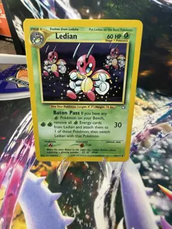Ledian 39/111 Neo Genesis Uncommon Pokemon Card - Image 1