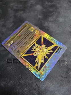 Pokemon Zapdos 19/110 Legendary Collection Reverse Holo Rare - Image 3