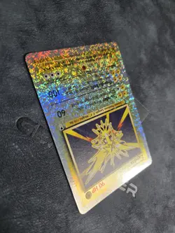 Pokemon Zapdos 19/110 Legendary Collection Reverse Holo Rare - Image 4