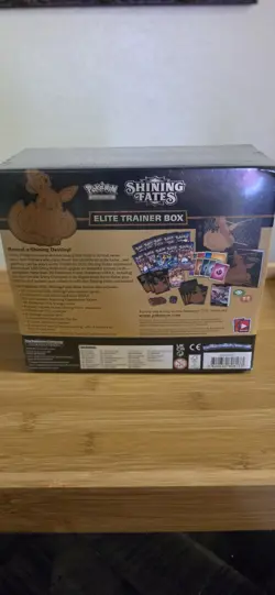 Pokemon TCG Shining Fates Elite Trainer Box (ETB) New Sealed 820650828171 - Image 2