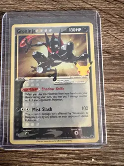 Pokemon TCG Greninja Gold Star SWSH144 25th Celebrations Promo NM/M - Image 1