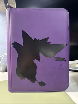 Pokemon Elite Gengar 9-Pocket Zippered PRO Binder - Image 1