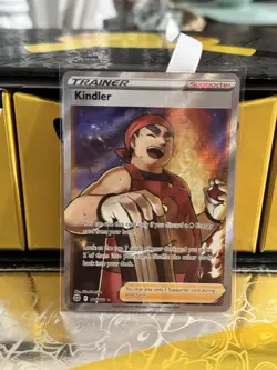 Pokemon Swsh09: Brilliant Stars Holo Card Kindler (Full Art) 170/172 - Image 1