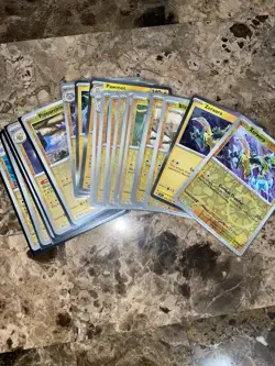 Pokemon Card Collection 100s of Sleeved Holos, And Hundreds Of Regular Cards. - Image 4