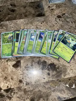 Pokemon Card Collection 100s of Sleeved Holos, And Hundreds Of Regular Cards. - Image 5