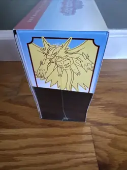 Pokemon Center Scarlet & Violet Paradox Rift Elite Trainer Box Roaring Moon - Image 5