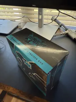 Pokemon Center Exclusive ETB Black Bolt - Image 4
