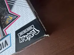 Pokemon TCG Black Bolt & White Flare Unova Victini Illustration Collection Box - Image 2