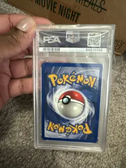 Pokemon TCG Charizard Base Set 4/102 Holo Unlimited Holo Rare - Image 2