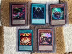 Yu-Gi-Oh Card Collection Lot 300+ Cards - Blue-Eyes, Holos, Ultra/Secret Rare NM - Image 3