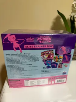 Pokemon TCG - Fusion Strike - Elite Trainer Box (ETB) - Sealed, Brand New - Image 2