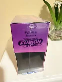 Pokemon TCG - Fusion Strike - Elite Trainer Box (ETB) - Sealed, Brand New - Image 3