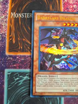 Yu-Gi-Oh! TCG Darkflare Dragon SDDC-EN002 Super Rare Unlimited LP - Image 3