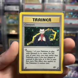 2000 Pokemon Trainer Giovanni 18/132 Gym Challenge Holo MP - Image 1
