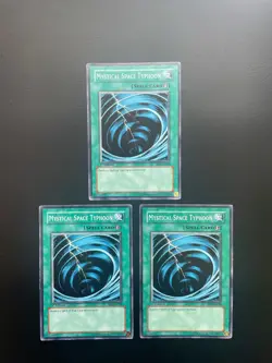 Yugioh Mystical Space Typhoon SD5-EN020 1st Edition Common Damaged X3 - Image 1