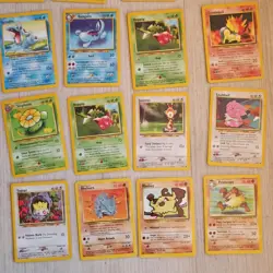 Pokemon Neo Discovery, Legendary Collection, and Neo Genesis Card Lot (40 cards) - Image 5