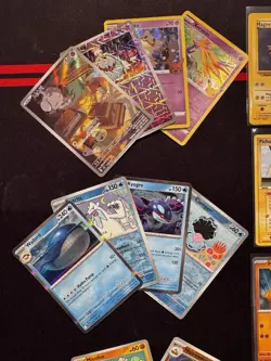 Pokemon TCG Mixed Lot Pichu Magnemite Combee Vulpix Kabuto Holo Regular 30 Cards - Image 4