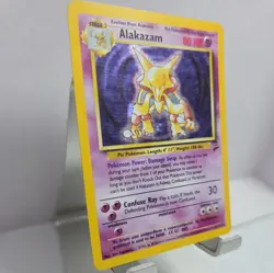 1999 Pokemon TCG Alakazam Base Set Holo Rare Card 1/102 - Image 2