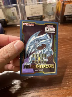 Yu-Gi-Oh Blue-Eyes White Dragon OTS Field Center Card Official - Image 5