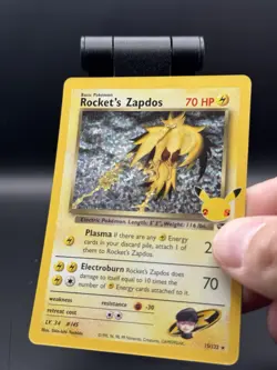 Rocket's Zapdos (25th Anniversary) 15/132 Pokemon Celebrations Pokemon TCG - NM - Image 2