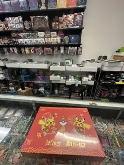 Pokemon S-Chinese 151C Spring Festival Promo Gift Box Exclusive sealed - Image 1