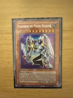 YuGiOh Valkyrion the Magna Warrior SDD-001 Prismatic Secret Rare Unlimited NM - Image 1