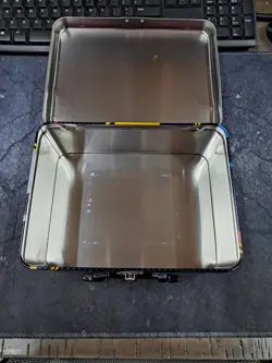 2025 POKEMON TCG COLLECTOR TREASURE CHEST LUNCH BOX TIN OPEN - Image 3