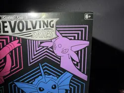 Pokemon TCG Sword and Shield Evolving Skies Elite Trainer Box ETB Sealed - Image 2