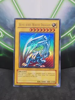 Yugioh Blue Eyes White Dragon SDK-001 Ultra Rare MP NA Print - Image 1