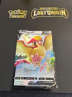 Pidgeot V Half-Art Ultra Rare - POKEMON CARD - LOST ORIGIN - 137/196 NM - Image 1