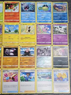 Pokemon 32x Fusion Strike Bundle - Rare, Reverse Holo, Common, Uncommon NM - Image 3