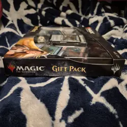 Magic: The Gathering 2018 Gift Pack - Image 3
