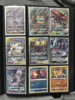 Pokemon TCG Card Lot Charizard Pikachu Mewtwo Gengar in Black Binder - Image 4