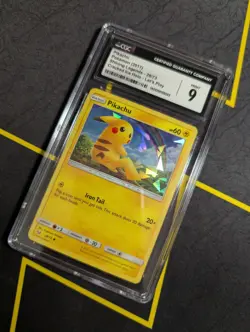 Pikachu 28/73 Cracked Ice Holo 2017 Let's Play Theme Deck Exclusive GCC 9 - Image 3