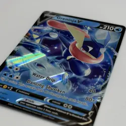 Pokemon TCG Greninja V Swsh08 Fusion Strike 073/264 Ultra Rare Holo Full Art - Image 3