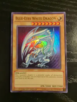 Yugioh! LP- Blue-Eyes White Dragon - CT13-EN008 - Ultra Rare - Limited Edition - Image 1