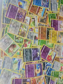 Pokemon Bulk Lot 200 Cards! GUARANTEED 2 or MORE ULTRA RAREs and 1 or MORE PACKS - Image 3