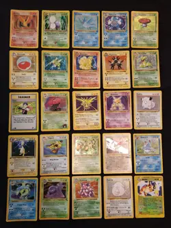 Pokemon Vintage Lot Of 25 Cards All Holographics HP - Image 1