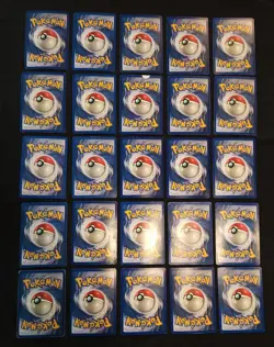 Pokemon Vintage Lot Of 25 Cards All Holographics HP - Image 2