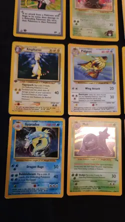 Pokemon Vintage Lot Of 25 Cards All Holographics HP - Image 3