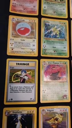 Pokemon Vintage Lot Of 25 Cards All Holographics HP - Image 4