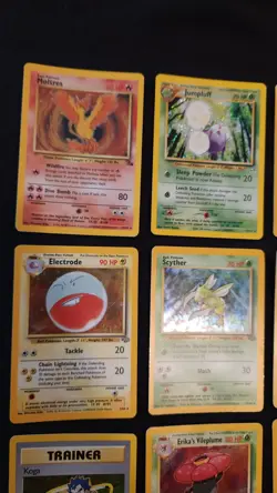 Pokemon Vintage Lot Of 25 Cards All Holographics HP - Image 5