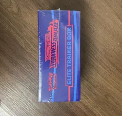 Pokemon TCG: Sword and Shield Darkness Ablaze Elite Trainer Box DAMAGED - Image 5