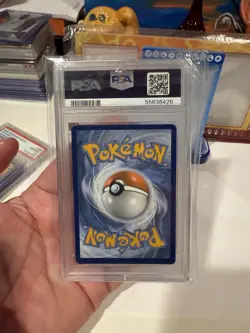Pokemon TCG - Pikachu V - 170/185 - Full Art Ultra Rare - Vivid Voltage - PSA 9 - Image 4