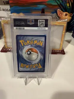 Pokemon TCG - Pikachu V - 170/185 - Full Art Ultra Rare - Vivid Voltage - PSA 9 - Image 5