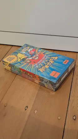 1999 Pokemon Official Trading Cards TOPPS Blue Label - Sealed Box - Image 2