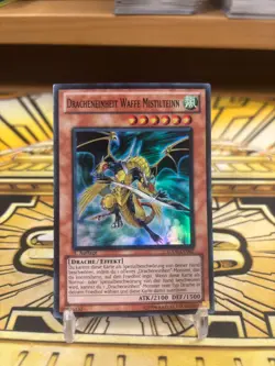Yugioh Dracheneinheit Waffe Mistilteinn SDDL-DE002 Super Rare - Image 1